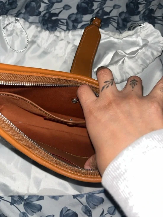 Coach Hamptons Hobo Bag In Crystal Signature Jacquard - Picture 7 of 8